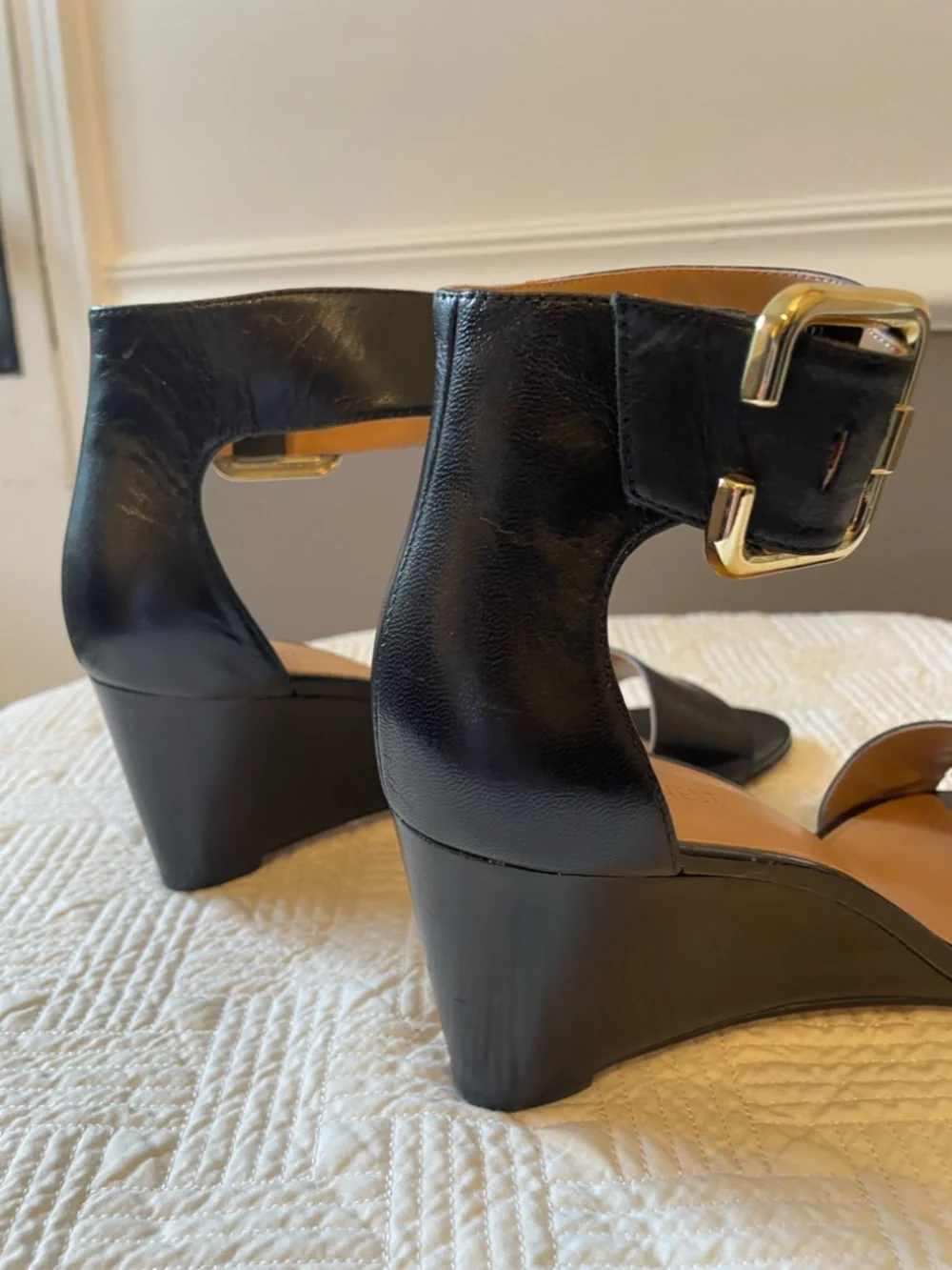 Nine West black ankle strap wedge sandal with gold buckle detail size 8.5